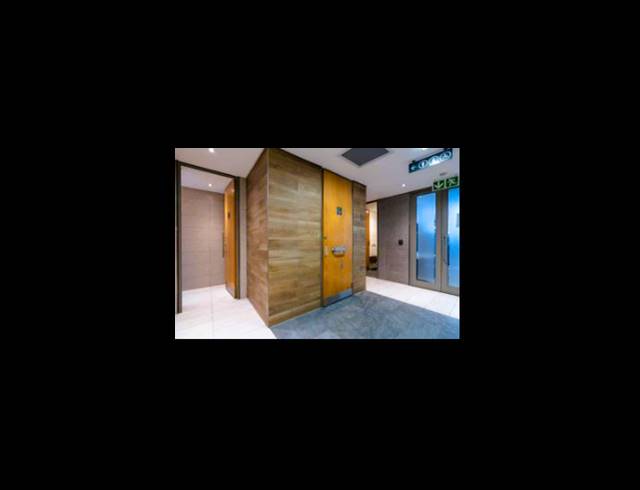 1,124M² OFFICE TO LET IN KENILWORTH